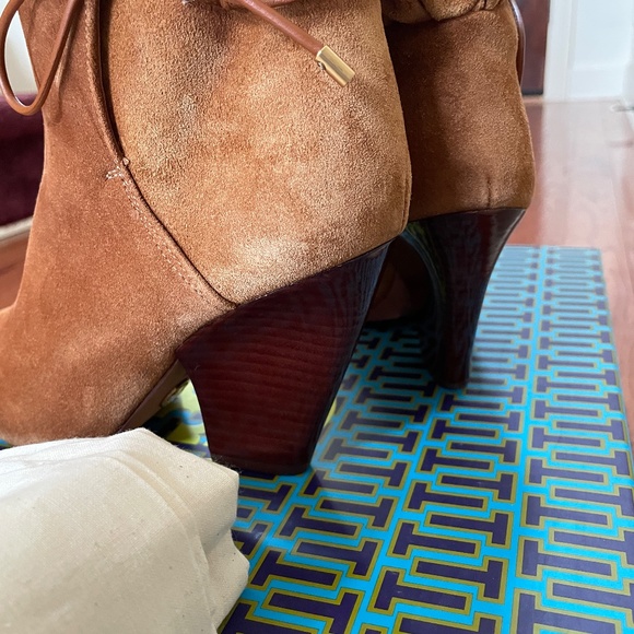 Tory Burch Lila Bootie NEW - Picture 9 of 10
